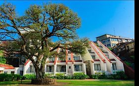 Valley View Beacon Resort